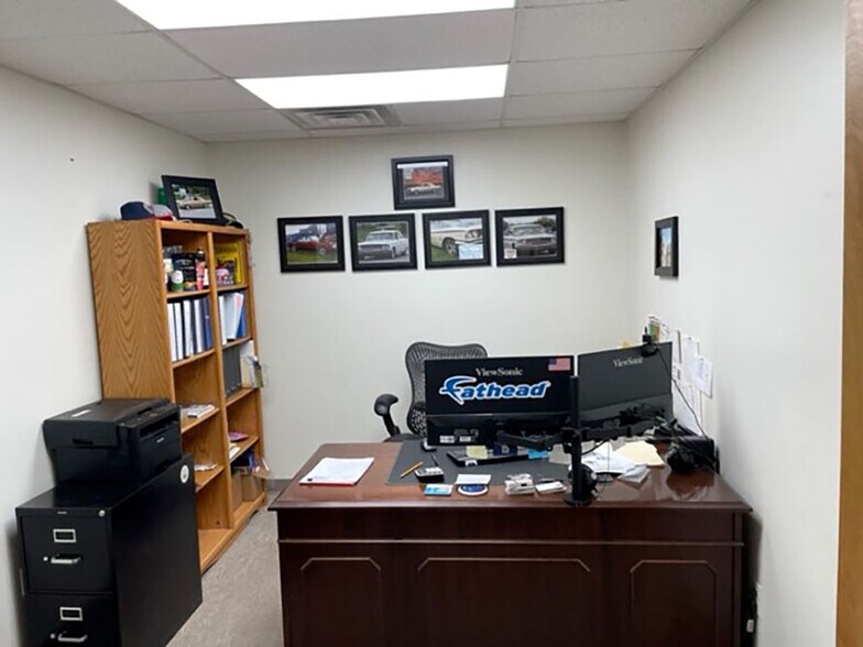 More Photos Of 12655 Sandy Dr, Granger Manufacturing For Lease