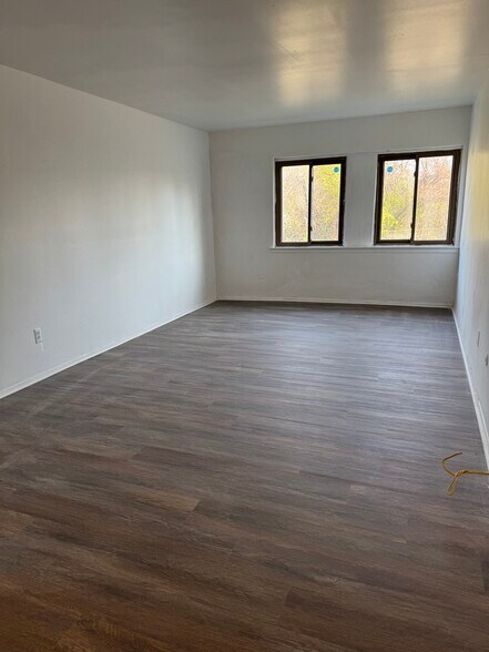 More Photos Of 18250 Weaver St, Detroit Apartments For Sale