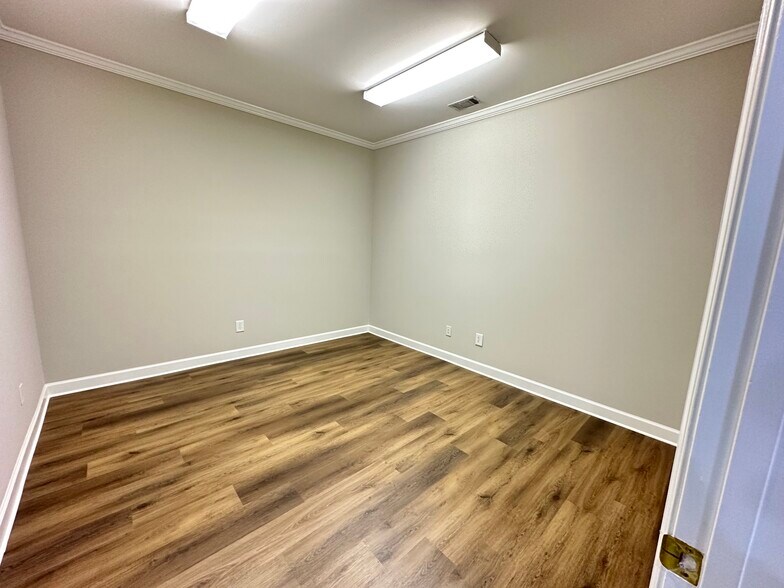 More Photos Of 1875 Old Alabama Rd, Roswell Medical For Sale