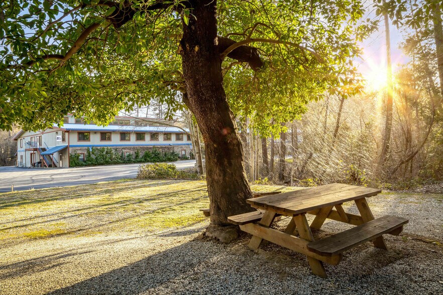 More Photos Of 870 Gold Flat Rd, Nevada City Research And Development For Lease