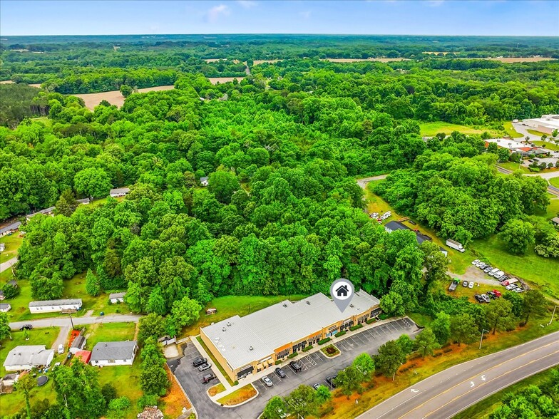 More Photos Of 562 Valley Rd, Mocksville Freestanding For Sale