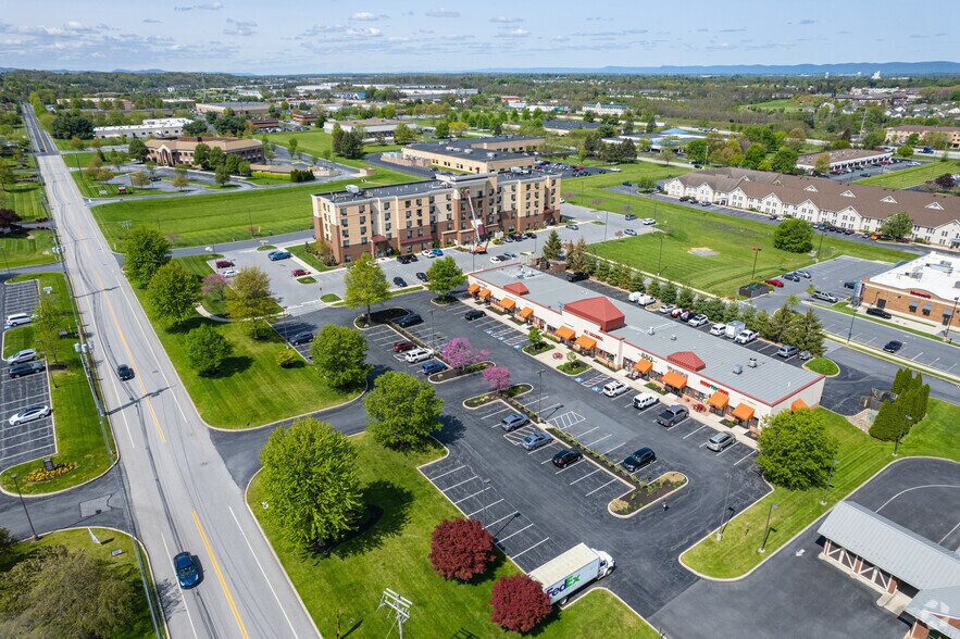 More Photos Of 4910-4932 Louise Dr, Mechanicsburg Freestanding For Lease