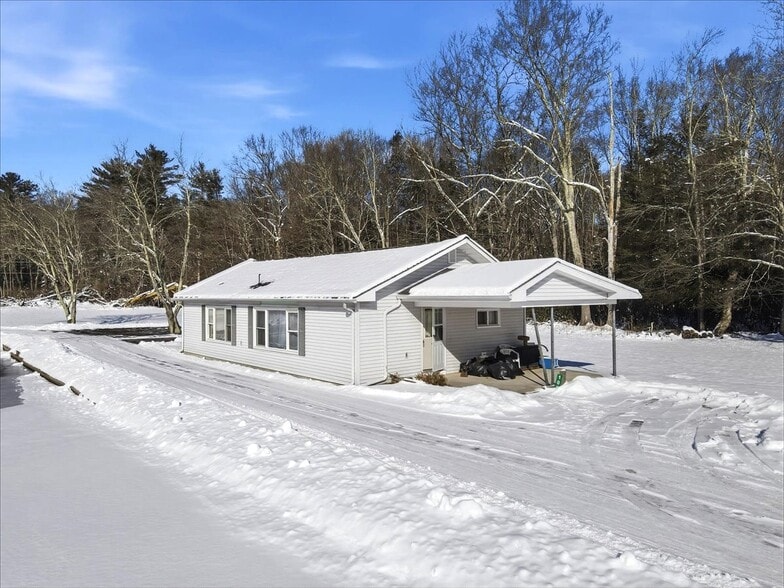 More Photos Of 306 Merwinsburg Rd, Effort Apartments For Sale