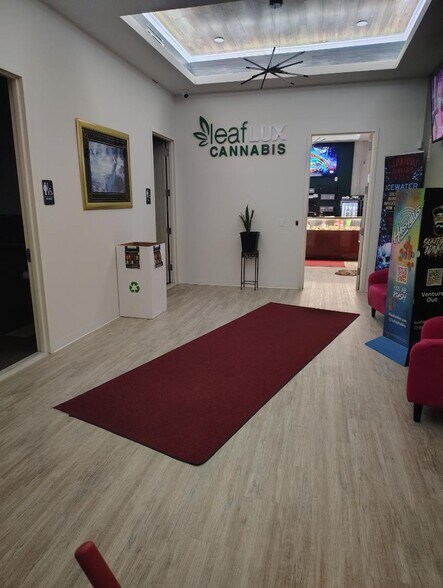 More Photos Of 40-42 Lyman St, Holyoke Freestanding For Lease