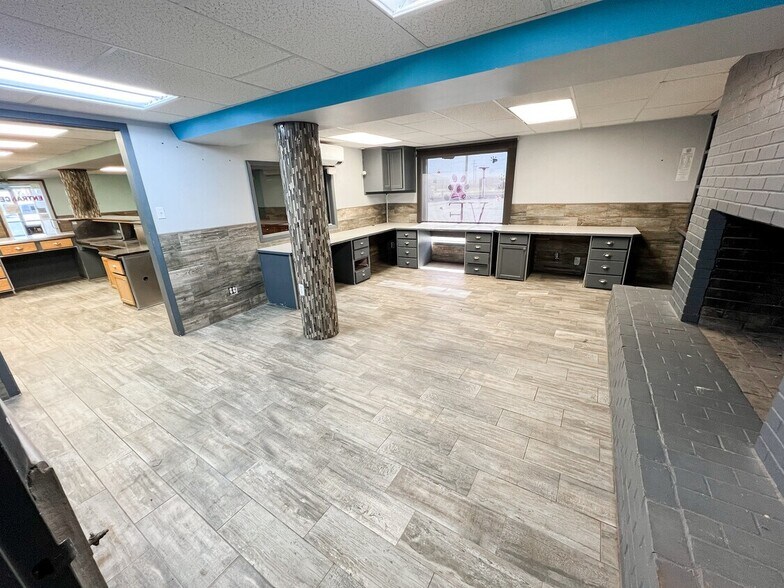 More Photos Of 4606 W Wall St, Midland Flex For Sale