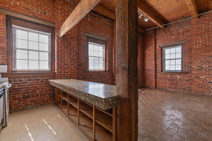 More Photos Of , Richmond Multifamily For Sale