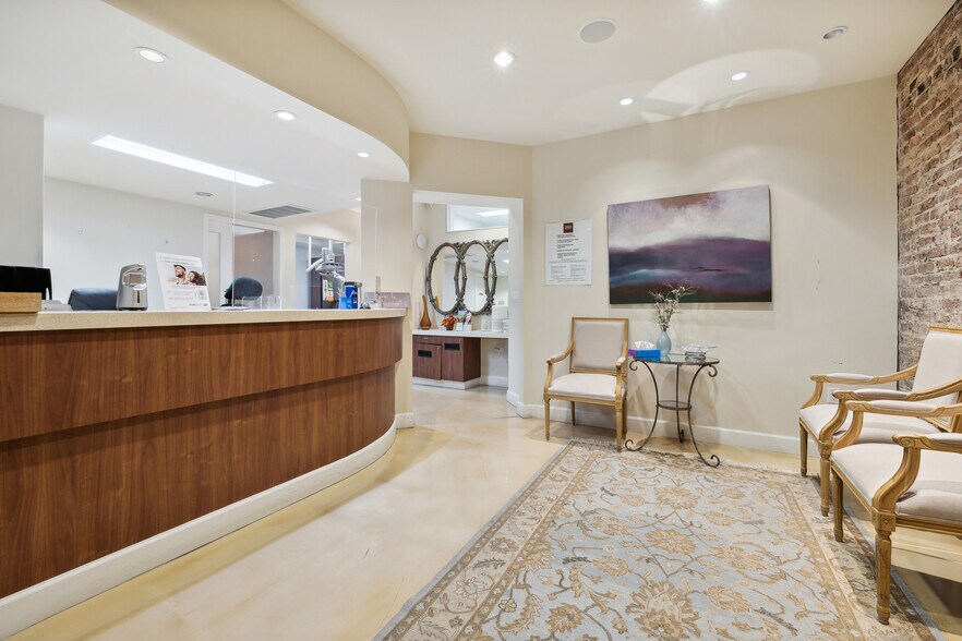 More Photos Of 250-260 Stockton St, San Francisco Office For Lease
