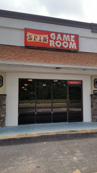 More Photos Of 3701 State Road 580 W, Oldsmar Freestanding For Lease