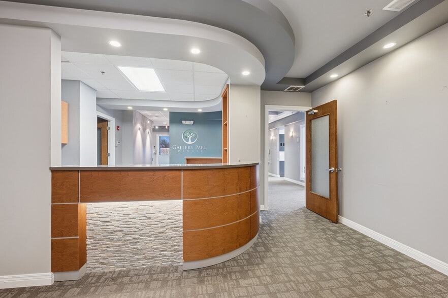 More Photos Of 2300 Lehigh Ave, Glenview Storefront Retail Office For Lease