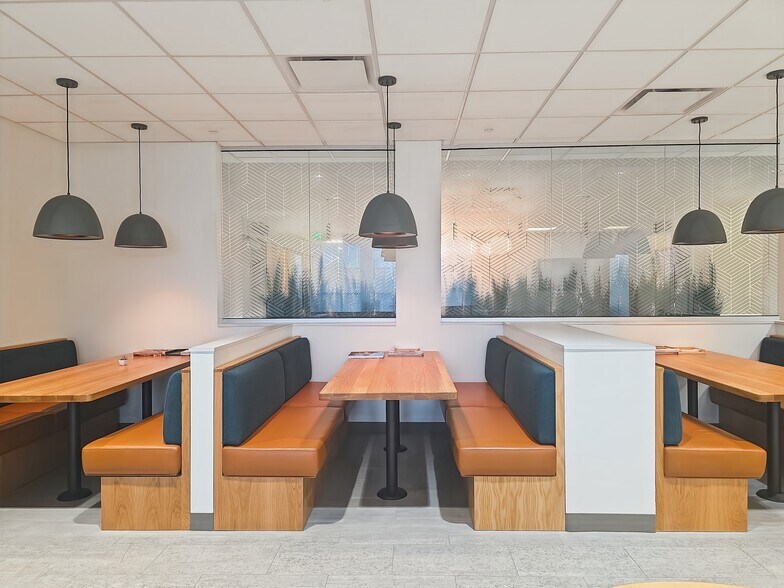 More Photos Of 495 Grand Blvd, Miramar Beach Coworking Space