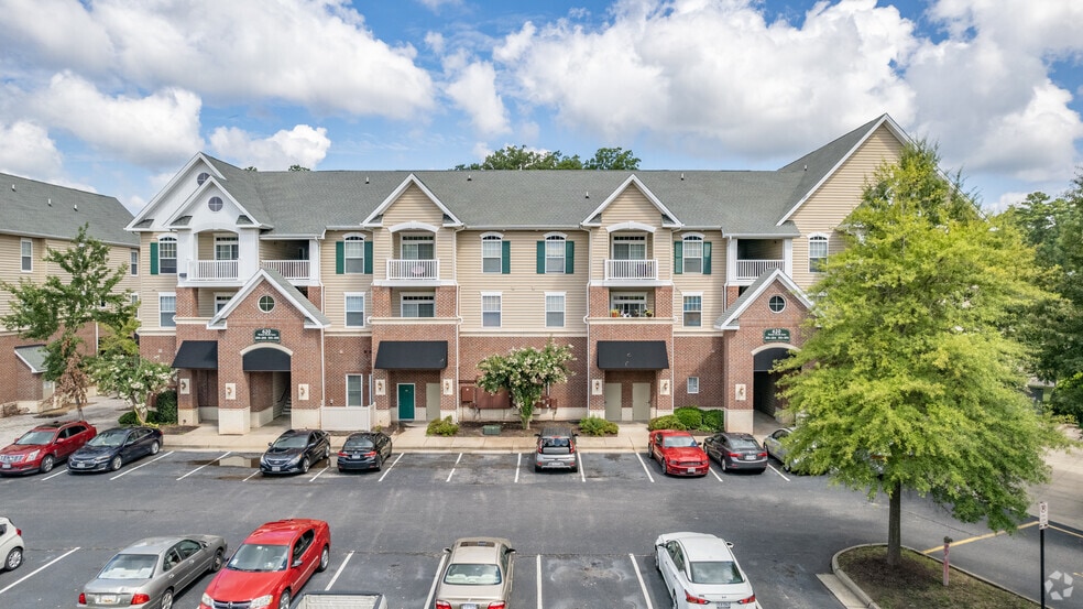 More Photos Of 650 Stoney Creek Ln, Newport News Apartments For Lease
