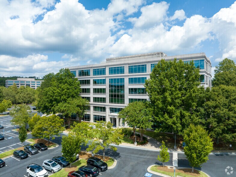 More Photos Of 100 North Point Ctr E, Alpharetta Office For Sale