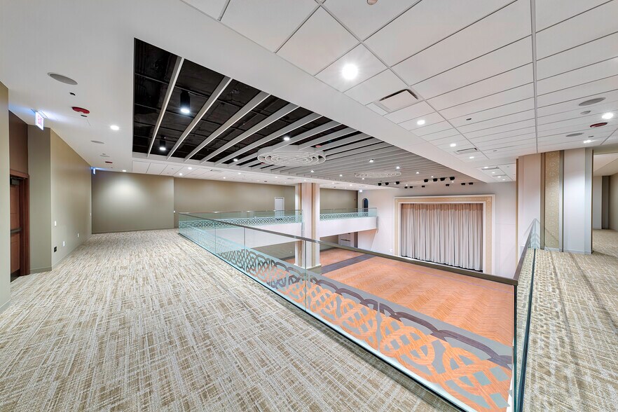 More Photos Of 625 W Adams St, Chicago Office For Lease