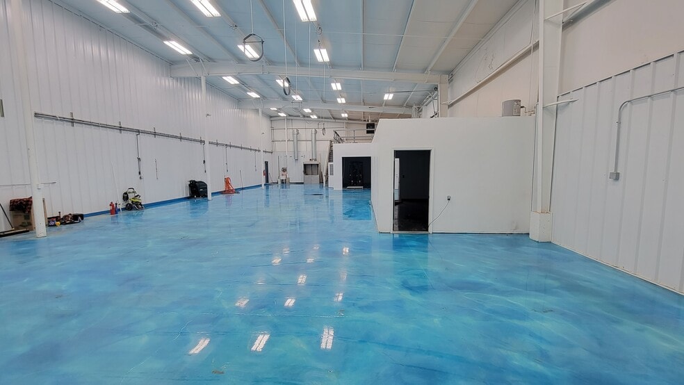 More Photos Of 2758 3 Mile Rd, Grand Rapids Manufacturing For Sale