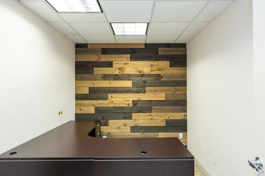 More Photos Of 5001 Lemon St W, Tampa Office For Lease