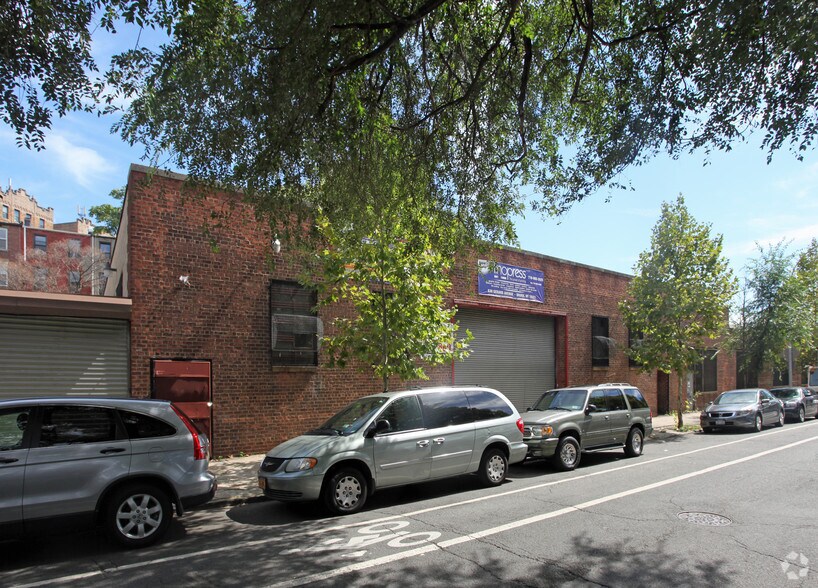 More Photos Of 620-630 Gerard Ave, Bronx Warehouse For Lease