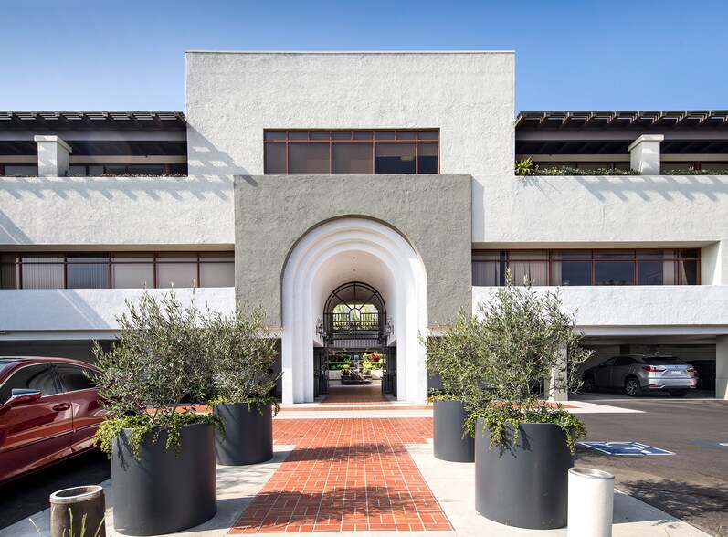 More Photos Of 25500 Hawthorne Blvd, Torrance Office For Lease