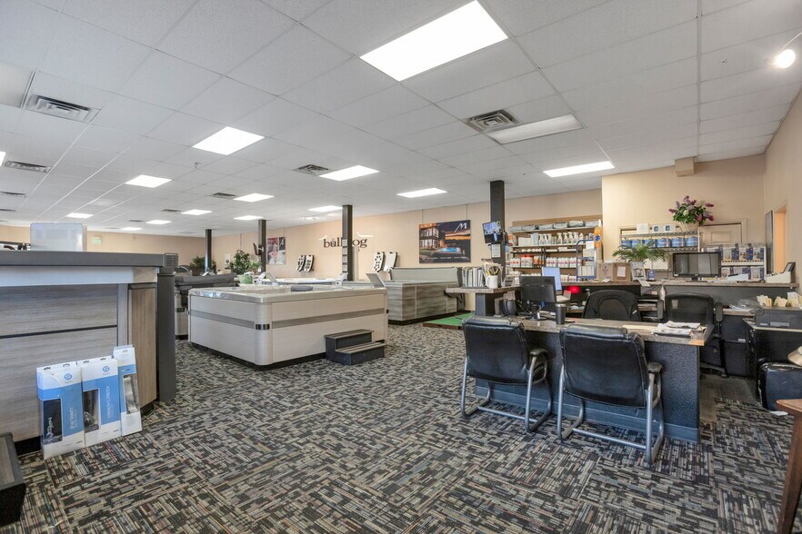 More Photos Of 5435 Boatworks Dr, Littleton Freestanding For Lease