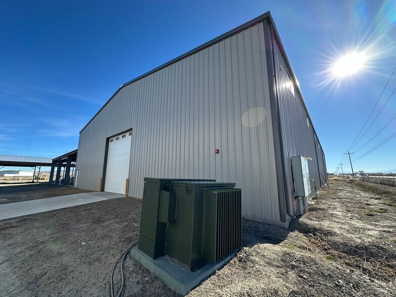 More Photos Of 18668 B50 Rd, Delta Distribution For Sale