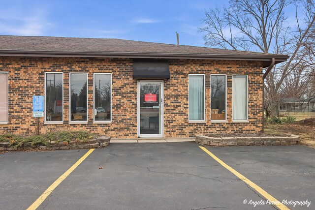 More Photos Of 4901 W Elm St, McHenry Office For Sale