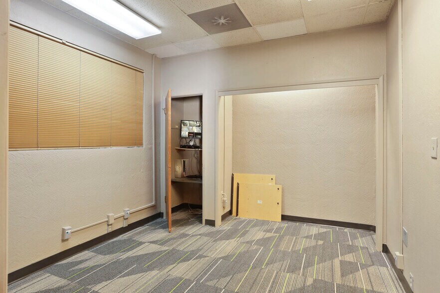 More Photos Of 1446 N Hunter St, Stockton Office For Sale