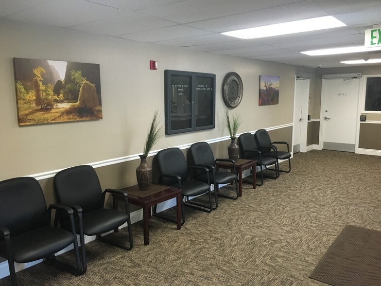 More Photos Of 115 Golf Course Rd, Logan Office For Sale
