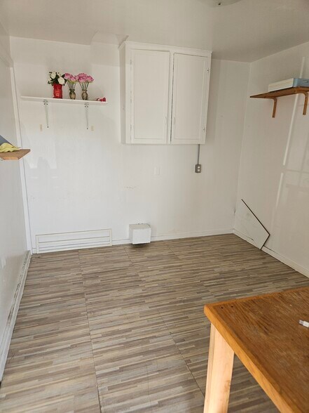 More Photos Of 1725-1733 Pacific Coast Hwy, Lomita Storefront For Lease