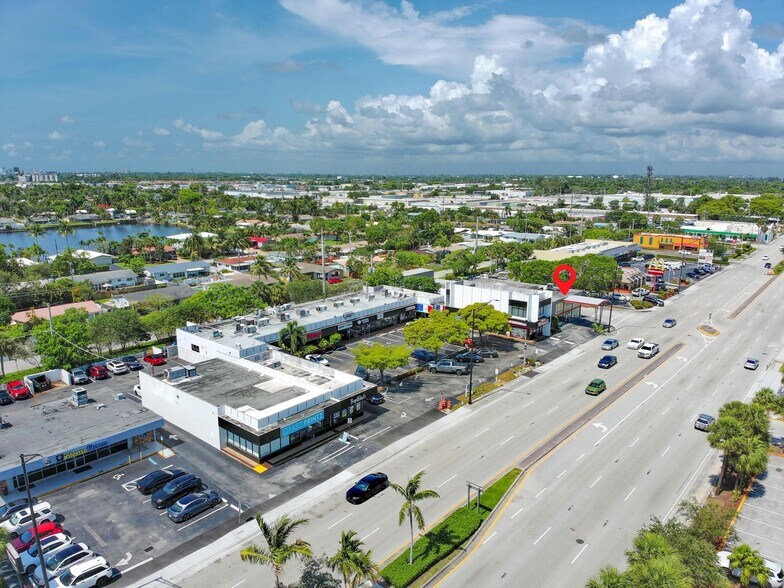 More Photos Of 1500 E Commercial Blvd, Fort Lauderdale Freestanding For Lease
