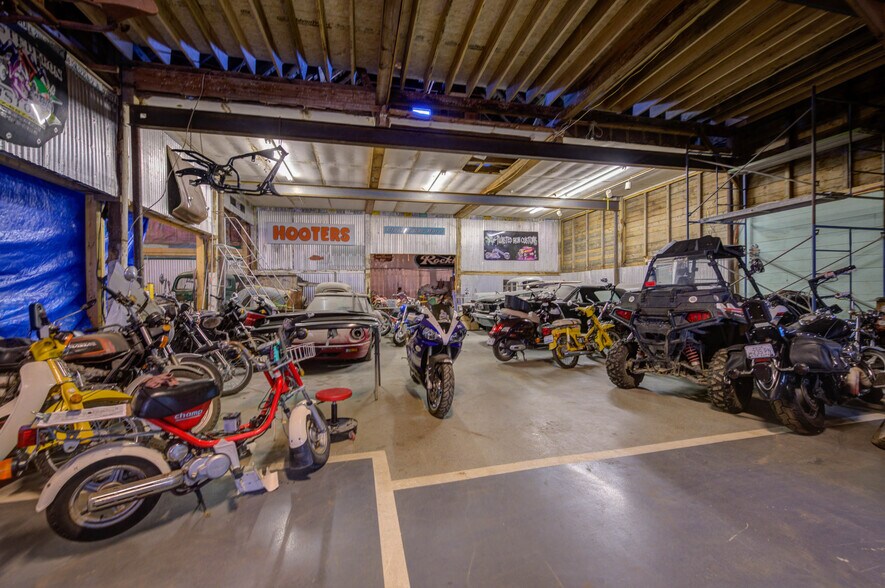 More Photos Of US Route 1 Atlantic Highway, Edgecomb Light Manufacturing For Sale