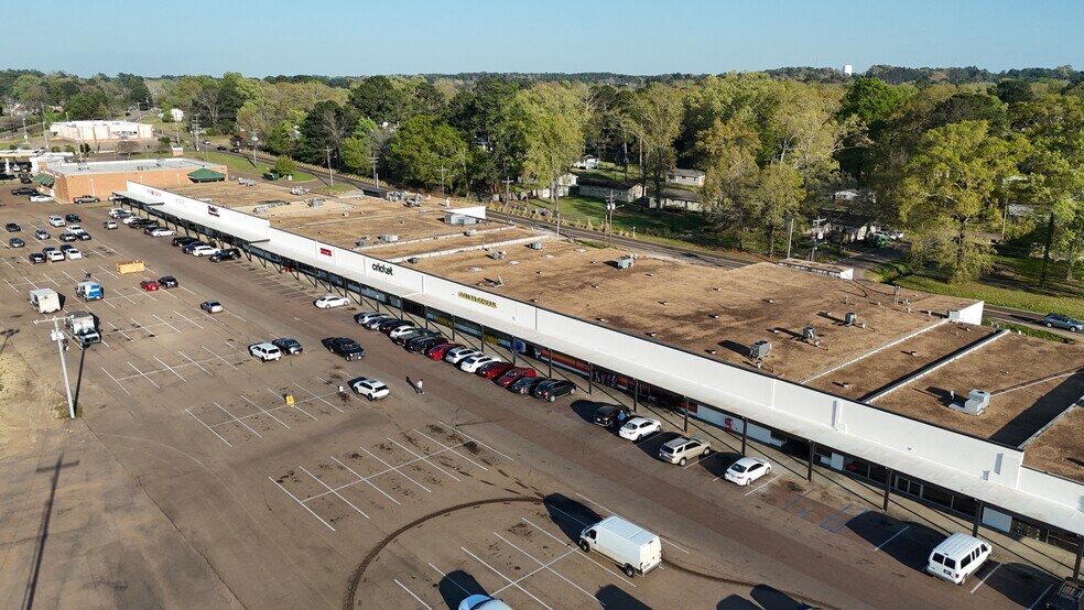 More Photos Of 3117-3167 Us-80 E, Jackson Unknown For Lease