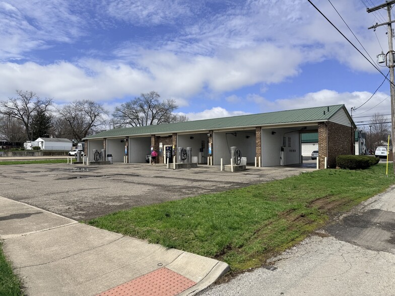 Primary Photo Of 1011 Fair Ave, Lancaster Carwash For Sale