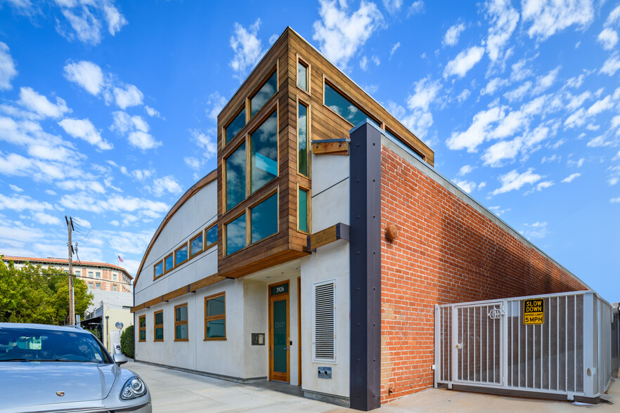 Primary Photo Of 3928 Van Buren Pl, Culver City Loft Creative Space For Sale