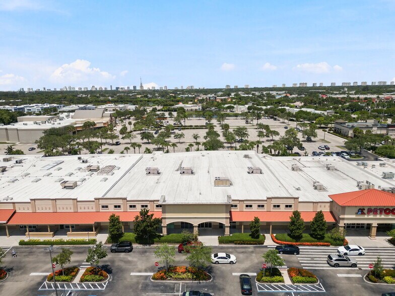 More Photos Of 6424 Naples Blvd, Naples Freestanding For Lease