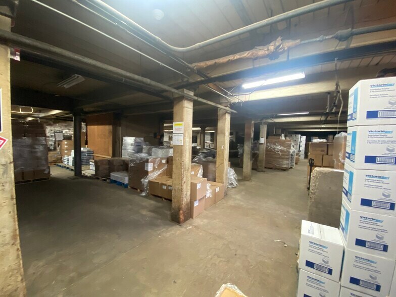 More Photos Of 480 Pratt Street Ext, Meriden Distribution For Lease