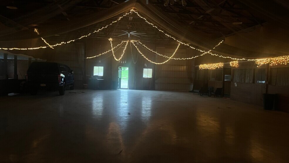 More Photos Of 1504 Smith Township State Rd, Burgettstown Flex For Lease