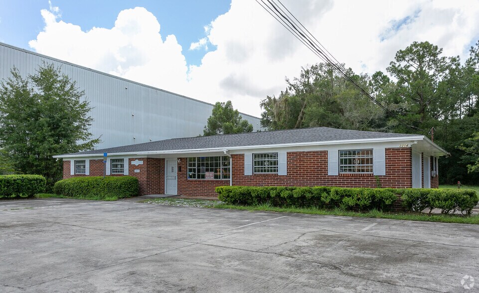 Primary Photo Of 2214 Dunn Ave, Jacksonville General Retail For Sale