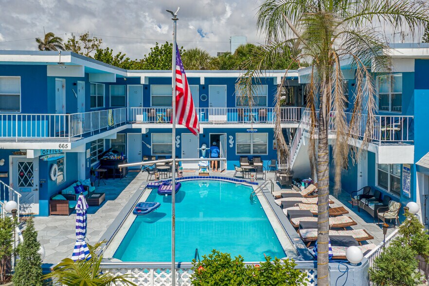 More Photos Of 665 SE 20th Ave, Deerfield Beach Hotel For Sale