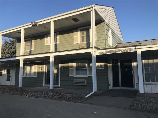 More Photos Of 2300 Lincoln Way, Clinton Hotel For Sale