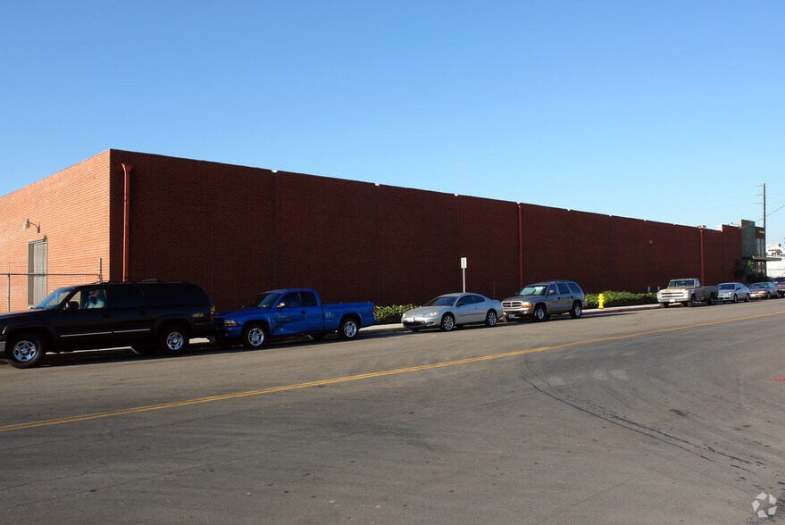 More Photos Of 2040 E Maple Ave, El Segundo Unknown For Lease