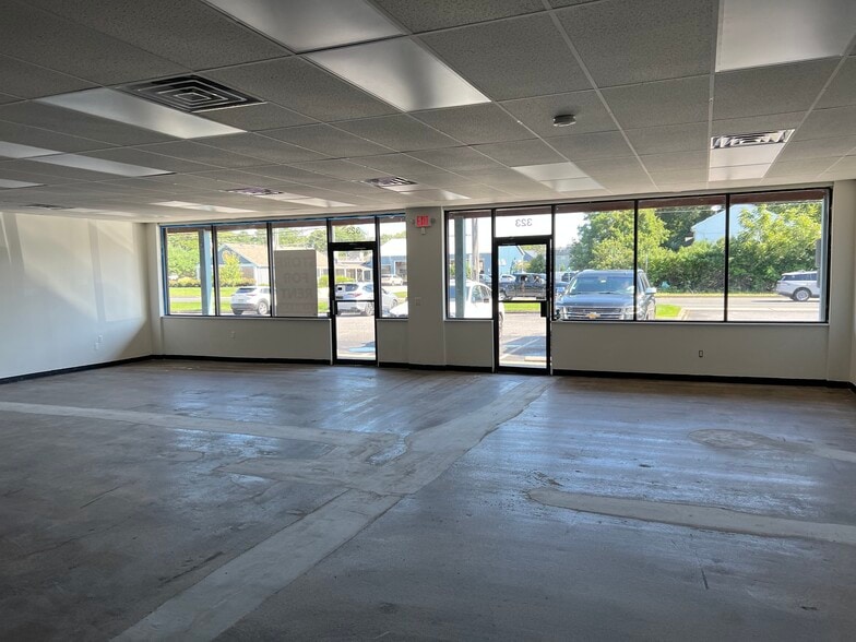 More Photos Of 325 Drum Point Rd, Brick Unknown For Lease