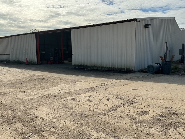 More Photos Of 3021 Hwy 190 W, Port Allen Land For Lease