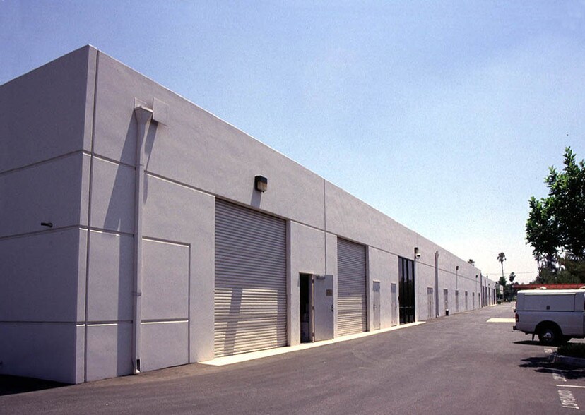 More Photos Of 1159 Iowa Ave, Riverside Light Distribution For Lease