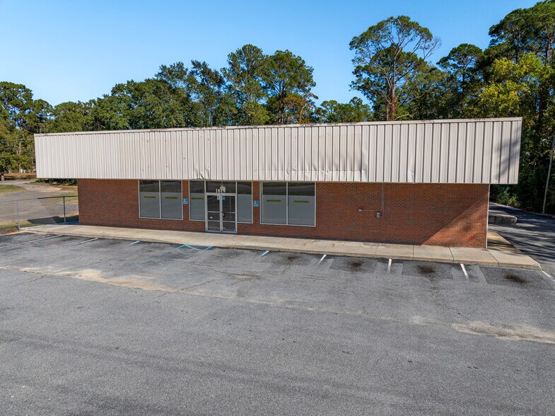 More Photos Of 1619 Tift Ave N, Tifton Freestanding For Sale