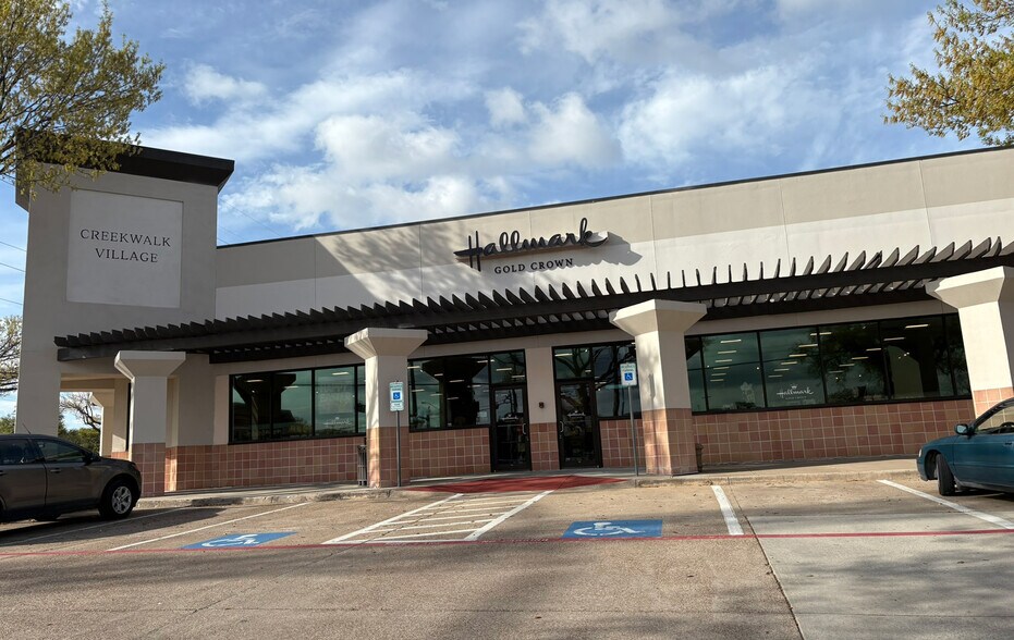 More Photos Of 801-1001 W 15th St, Plano Unknown For Lease