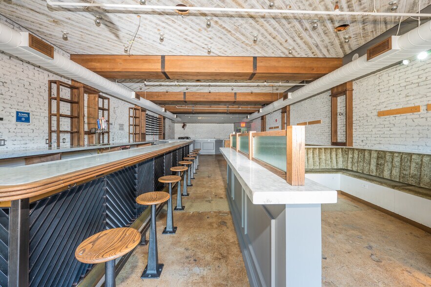 More Photos Of 12 Minthorne St, Staten Island Restaurant For Lease