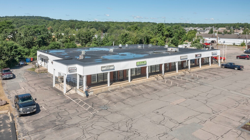 More Photos Of 560 Kelley Blvd, North Attleboro Freestanding For Lease