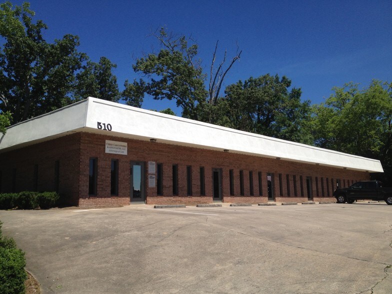 More Photos Of 510 West Ave, Gainesville Office For Lease