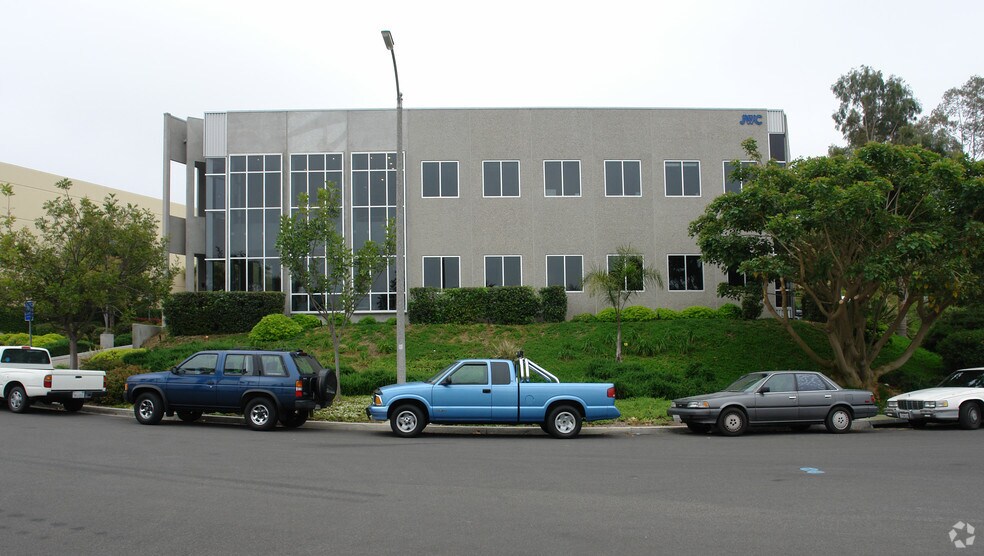 More Photos Of 2580 Fortune Way, Vista Office For Sale