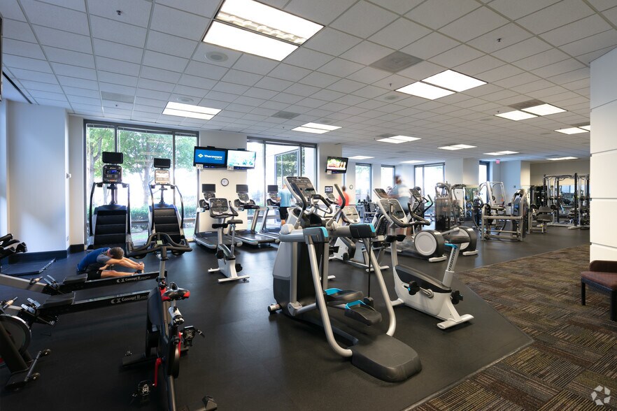 More Photos Of 3424 Peachtree Rd NE, Atlanta Office For Lease