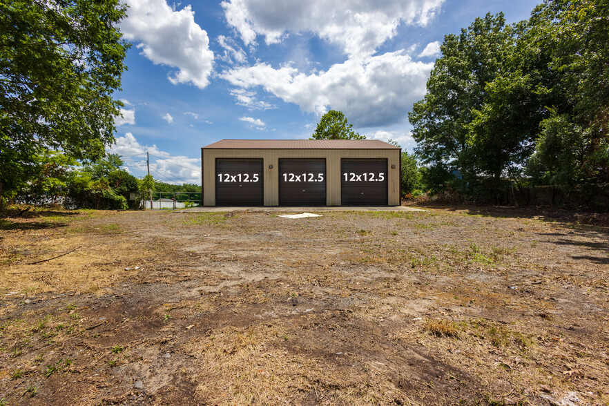 Primary Photo Of 360 Radix Rd, Williamstown Warehouse For Lease